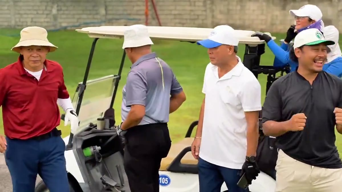 Golfers participating in the MSMAP tournament